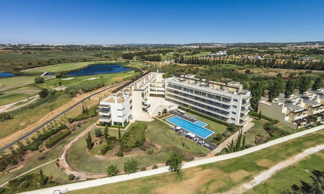 Laguna Resort